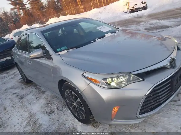 4T1BK1EB3JU272213 2018 TOYOTA AVALON - Image 1