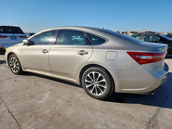 4T1BK1EB3JU276794 2018 TOYOTA AVALON - Image 2