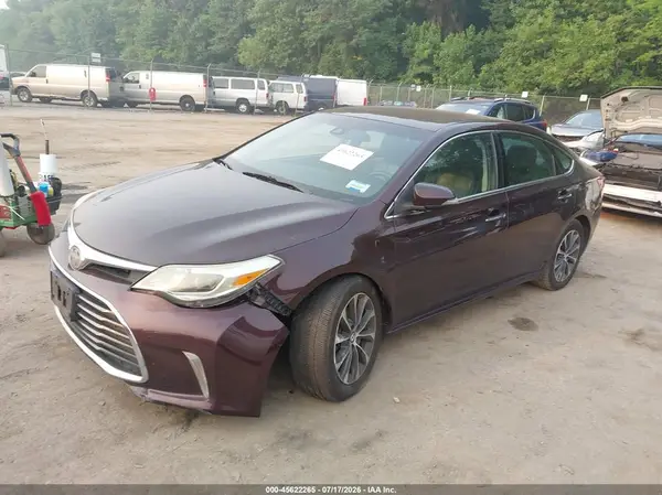 4T1BK1EB3JU282482 2018 TOYOTA AVALON - Image 2