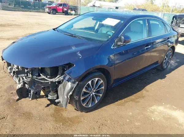4T1BK1EB3JU289478 2018 TOYOTA AVALON - Image 2