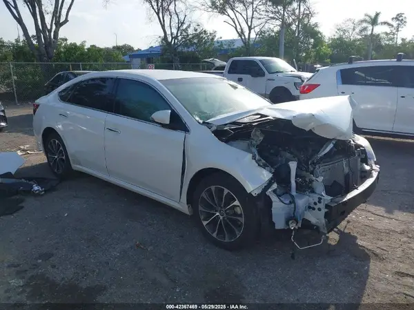 4T1BK1EB4GU198017 2016 TOYOTA AVALON - Image 1
