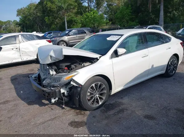 4T1BK1EB4GU198017 2016 TOYOTA AVALON - Image 2