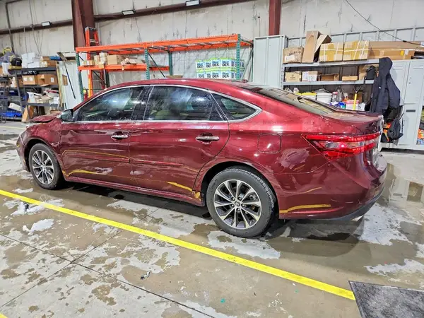 4T1BK1EB4GU231887 2016 TOYOTA AVALON - Image 2
