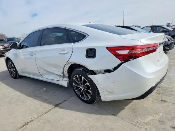 4T1BK1EB4HU244544 2017 TOYOTA AVALON - Image 2