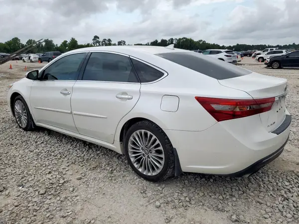 4T1BK1EB4JU277985 2018 TOYOTA AVALON - Image 2