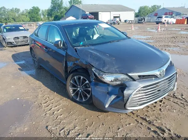 4T1BK1EB4JU283575 2018 TOYOTA AVALON - Image 1