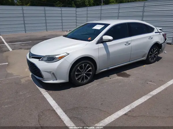 4T1BK1EB4JU287741 2018 TOYOTA AVALON - Image 2