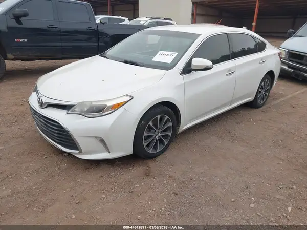 4T1BK1EB5GU200177 2016 TOYOTA AVALON - Image 2