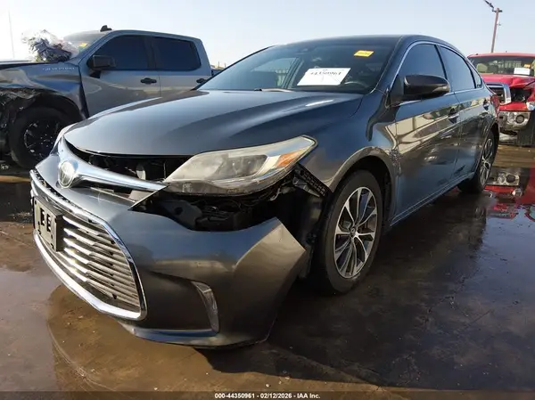 4T1BK1EB5HU256329 2017 TOYOTA AVALON - Image 2