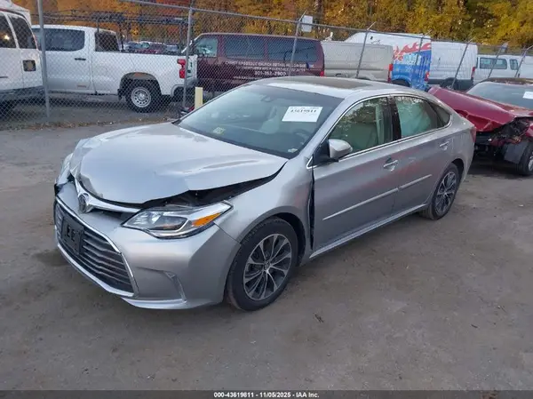 4T1BK1EB5HU258842 2017 TOYOTA AVALON - Image 2