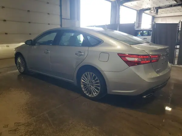 4T1BK1EB5JU271418 2018 TOYOTA AVALON - Image 2
