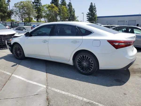 4T1BK1EB5JU274903 2018 TOYOTA AVALON - Image 2