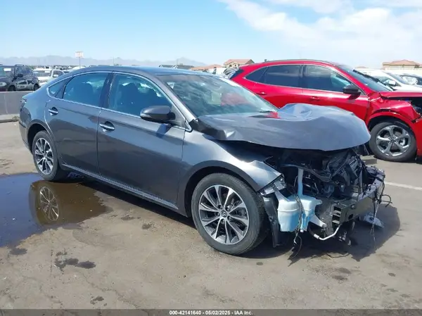 4T1BK1EB5JU276828 2018 TOYOTA AVALON - Image 1