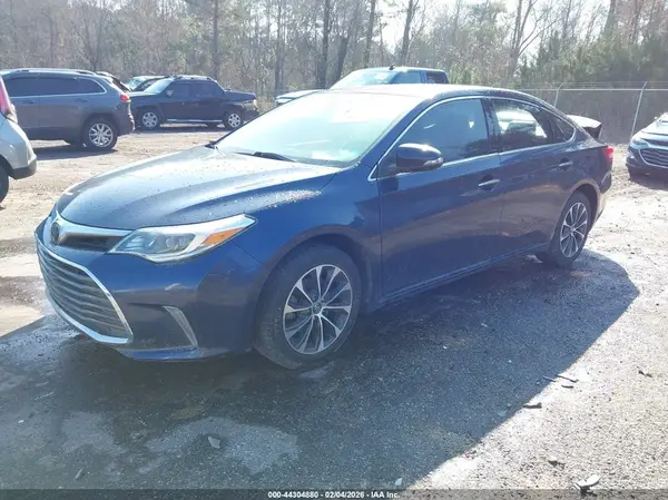 4T1BK1EB5JU279910 2018 TOYOTA AVALON - Image 2