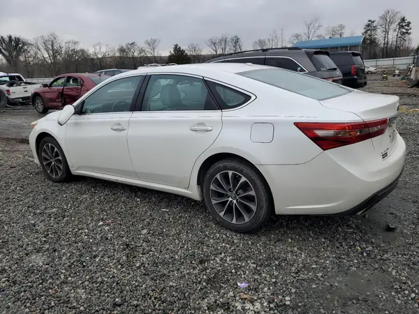 4T1BK1EB5JU280524 2018 TOYOTA AVALON - Image 2