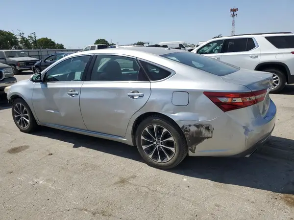 4T1BK1EB5JU285884 2018 TOYOTA AVALON - Image 2