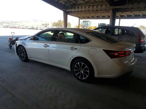 4T1BK1EB6GU206554 2016 TOYOTA AVALON - Image 2