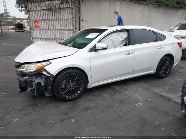 4T1BK1EB6HU251026 2017 TOYOTA AVALON - Image 2