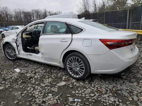 4T1BK1EB6HU257697 2017 TOYOTA AVALON - Image 2