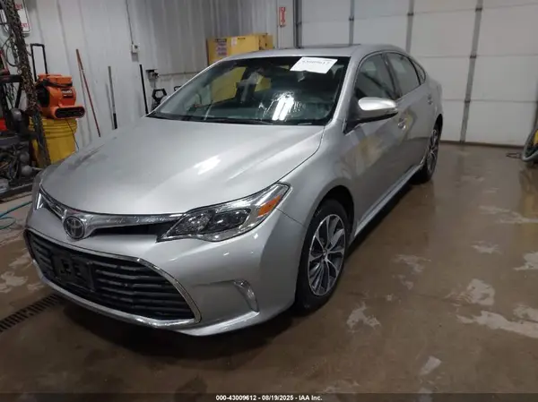 4T1BK1EB6JU273551 2018 TOYOTA AVALON - Image 2