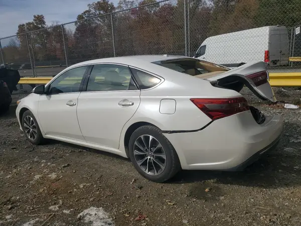 4T1BK1EB6JU277468 2018 TOYOTA AVALON - Image 2