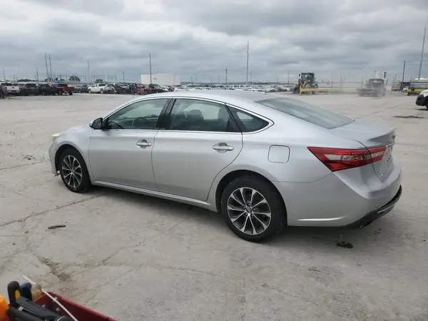 4T1BK1EB6JU280497 2018 TOYOTA AVALON - Image 2