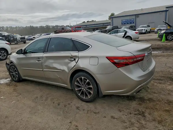 4T1BK1EB6JU283271 2018 TOYOTA AVALON - Image 2