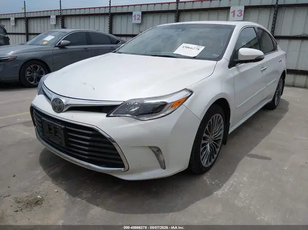 4T1BK1EB7GU220141 2016 TOYOTA AVALON - Image 2