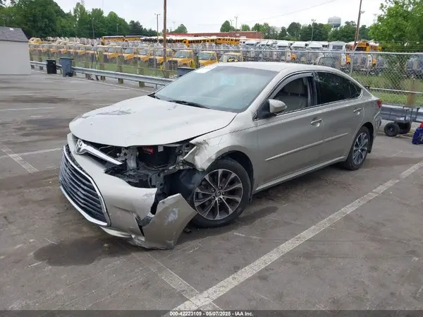 4T1BK1EB7GU231981 2016 TOYOTA AVALON - Image 2