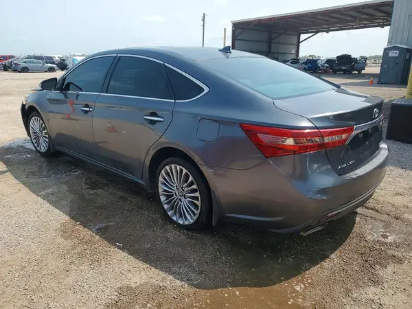 4T1BK1EB7JU267290 2018 TOYOTA AVALON - Image 2