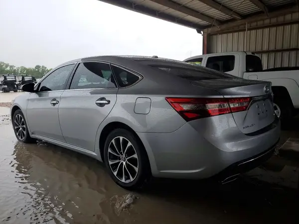 4T1BK1EB7JU269038 2018 TOYOTA AVALON - Image 2