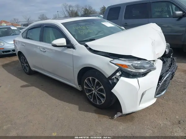 4T1BK1EB7JU275096 2018 TOYOTA AVALON - Image 1