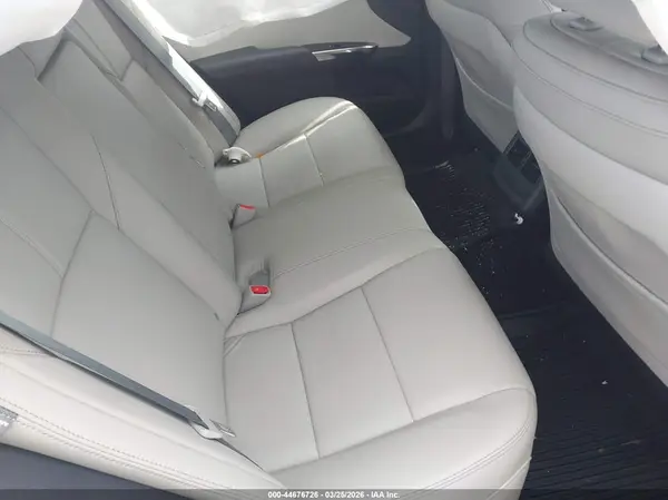 4T1BK1EB7JU275096 2018 TOYOTA AVALON - Image 8