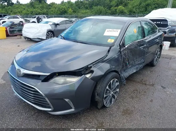 4T1BK1EB7JU275471 2018 TOYOTA AVALON - Image 2