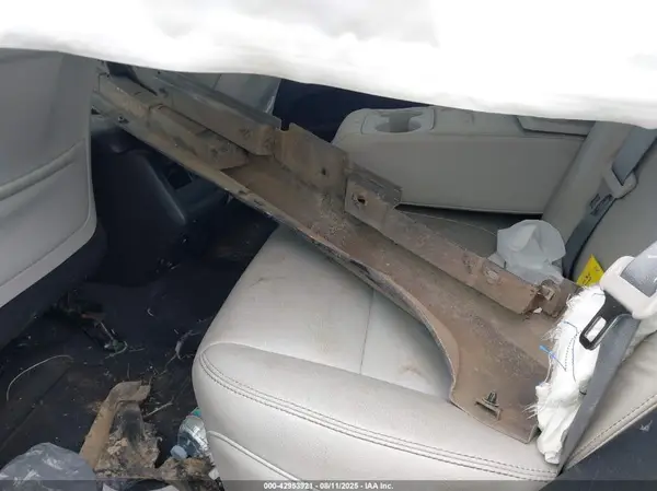 4T1BK1EB7JU275471 2018 TOYOTA AVALON - Image 8