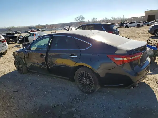 4T1BK1EB7JU276930 2018 TOYOTA AVALON - Image 2