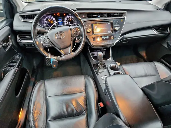 4T1BK1EB7JU276989 2018 TOYOTA AVALON - Image 8