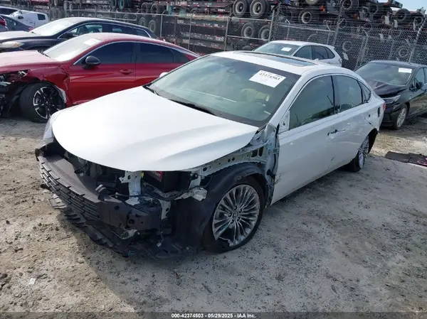 4T1BK1EB7JU282324 2018 TOYOTA AVALON - Image 2