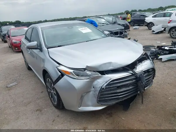 4T1BK1EB7JU283313 2018 TOYOTA AVALON - Image 1