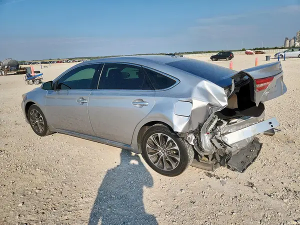4T1BK1EB7JU283392 2018 TOYOTA AVALON - Image 2