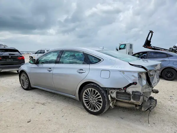 4T1BK1EB7JU287328 2018 TOYOTA AVALON - Image 2