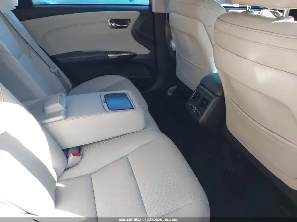 4T1BK1EB7JU287409 2018 TOYOTA AVALON - Image 8