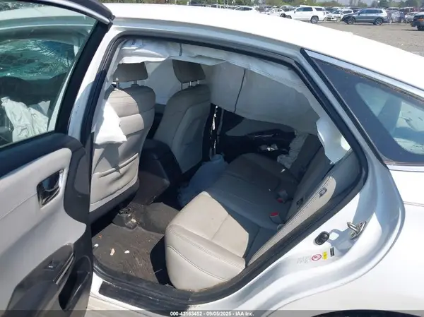 4T1BK1EB8GU240334 2016 TOYOTA AVALON - Image 8