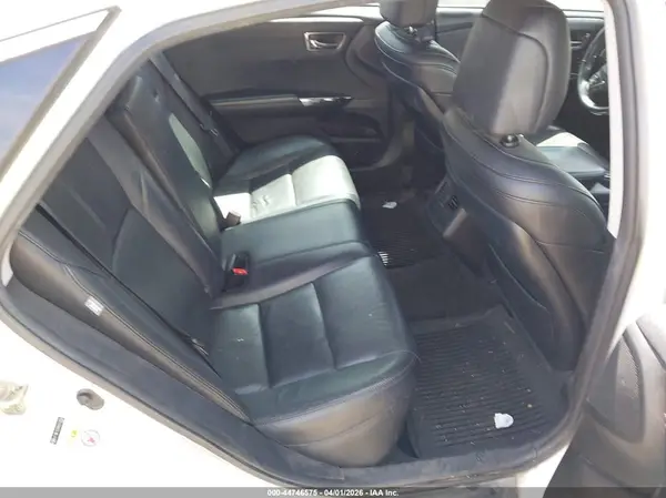 4T1BK1EB8HU243056 2017 TOYOTA AVALON - Image 8
