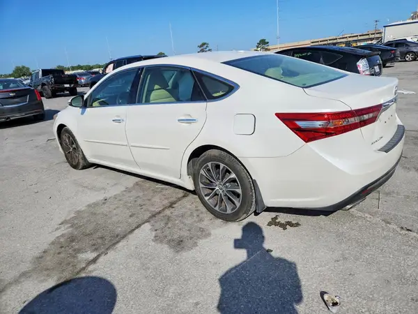 4T1BK1EB8HU248774 2017 TOYOTA AVALON - Image 2