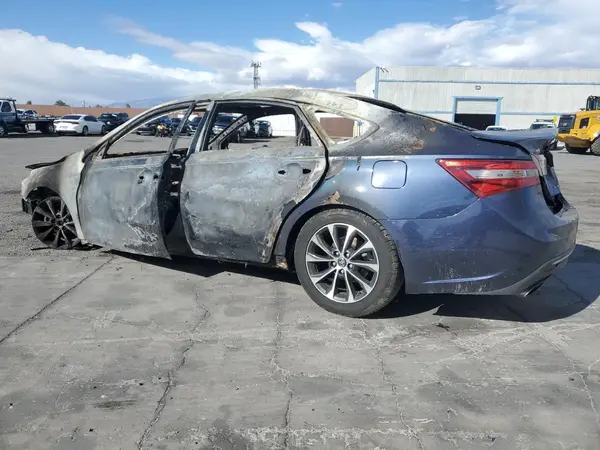 4T1BK1EB8HU260228 2017 TOYOTA AVALON - Image 2