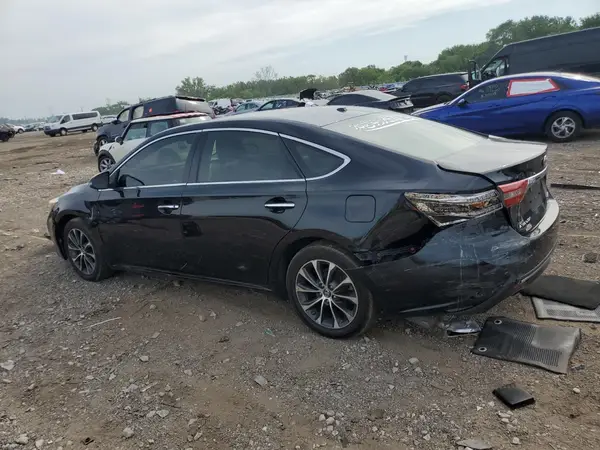 4T1BK1EB8JU269548 2018 TOYOTA AVALON - Image 2