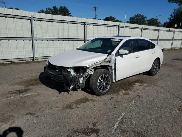 4T1BK1EB8JU272904 2018 TOYOTA AVALON - Image 1