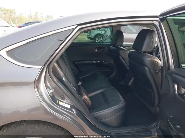 4T1BK1EB8JU274183 2018 TOYOTA AVALON - Image 8