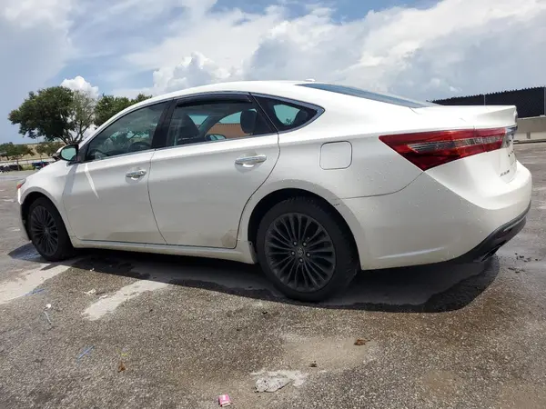 4T1BK1EB8JU276127 2018 TOYOTA AVALON - Image 2